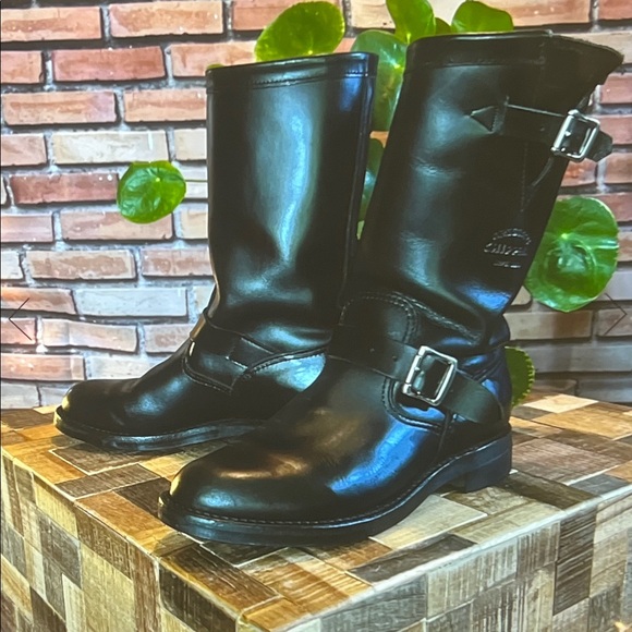 🥾 Chippewa Engineer Boots — Black — Handcrafted in USA — Sz 8.5W / 39EU - Picture 3 of 5